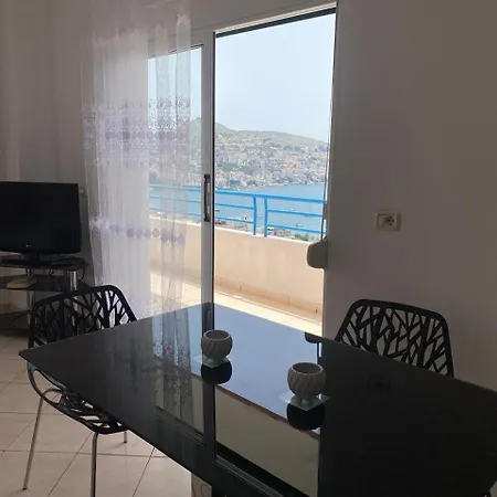 Xhelili Apartament Sarande