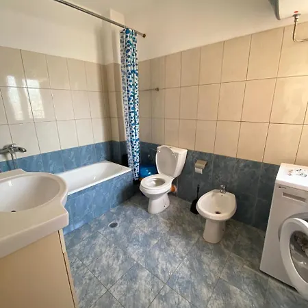 Xhelili Apartament * Sarande